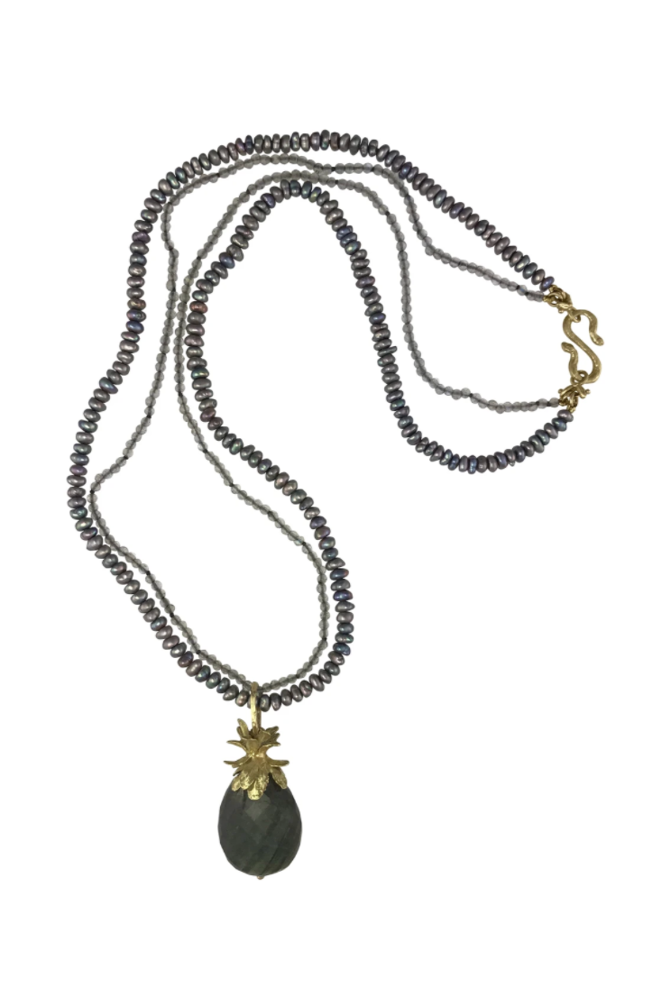 18" Black FW Pearl Strand 18k Pineapple Cap Pendant Necklace | Gabrielle Sanchez