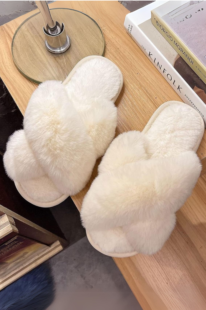 Women Luxury Fluffy Plush Slippers Wedding Shoes Bride