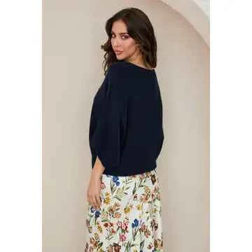Crew neck batwing knit top