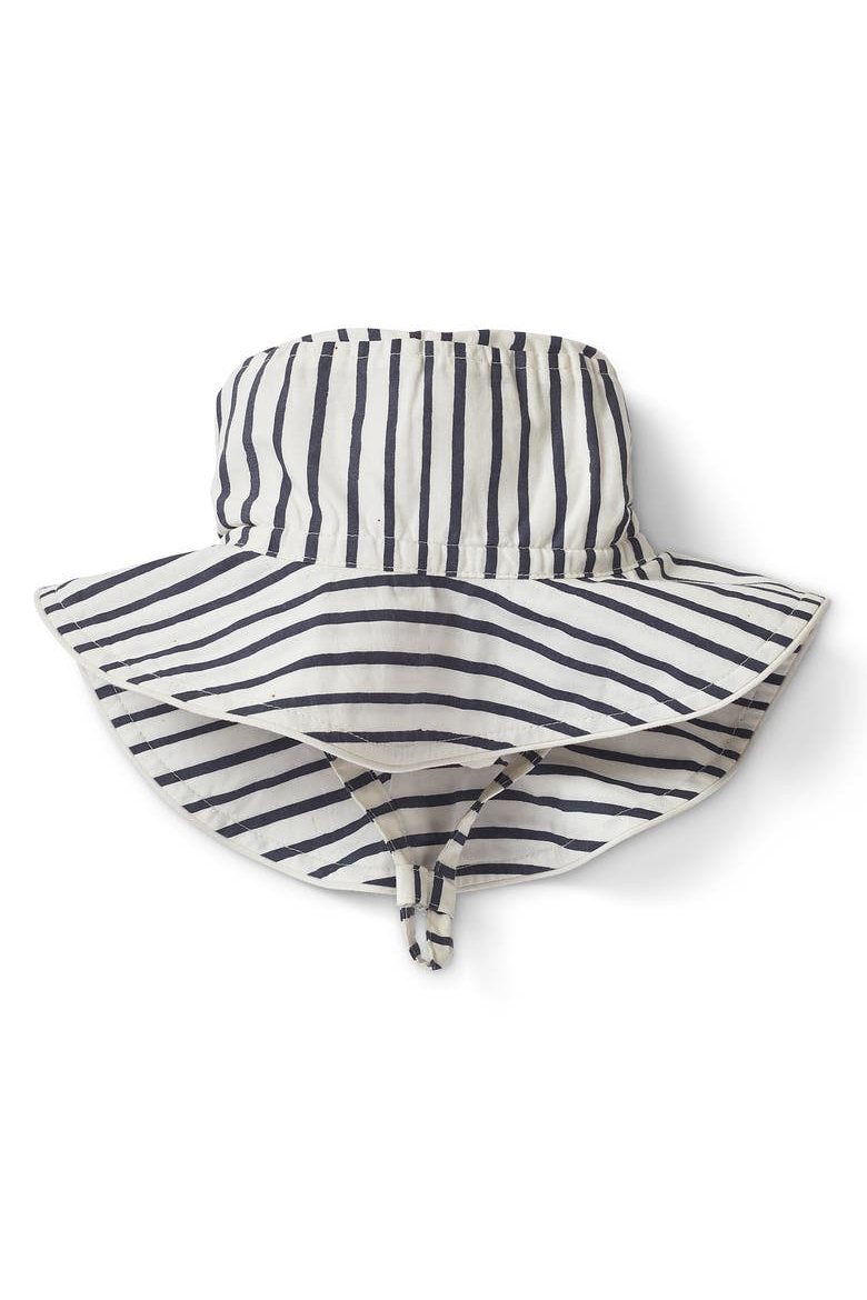 Pehr bucket hat