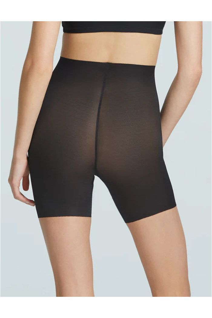 Featherlight Control Short | Commando