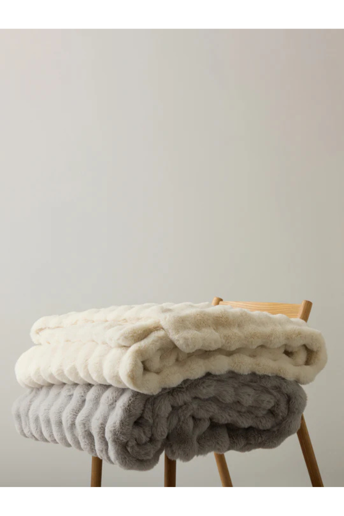 Bubble Cuddle Blanket | Cozy Earth