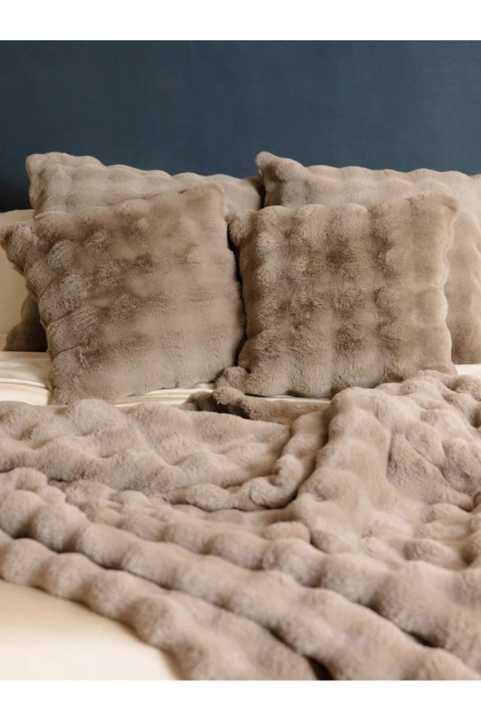 Bubble Cuddle Blanket | Cozy Earth