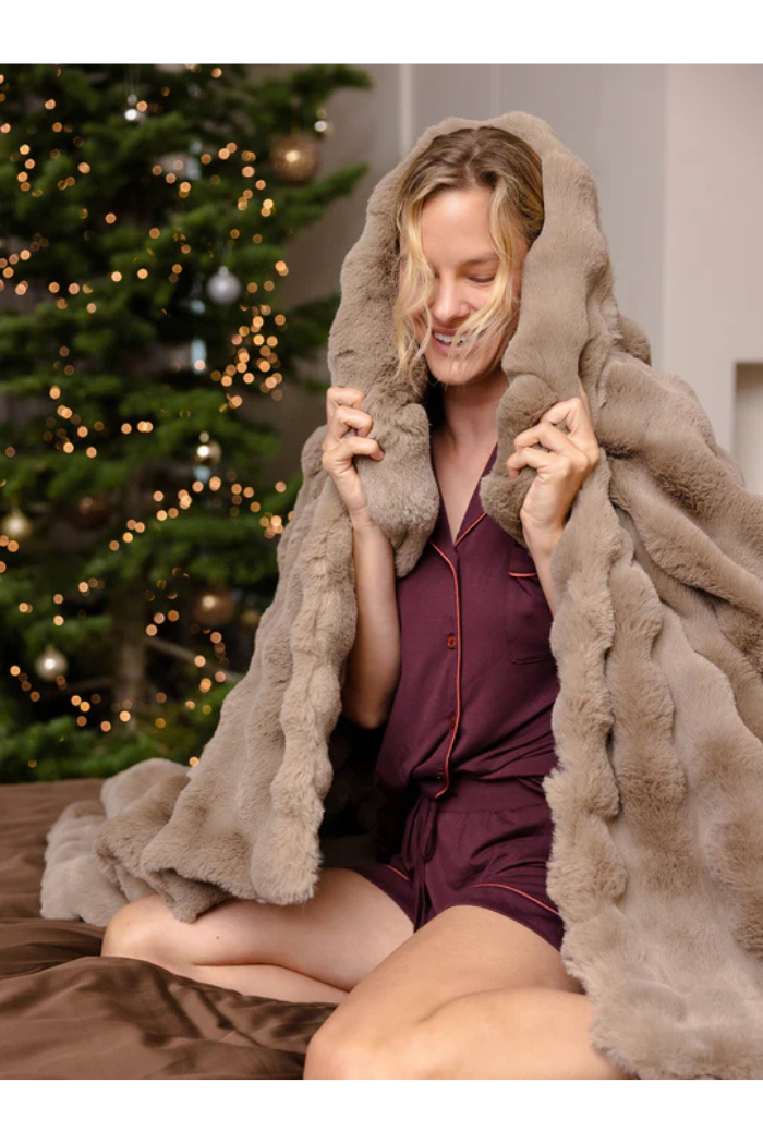 Bubble Cuddle Blanket | Cozy Earth