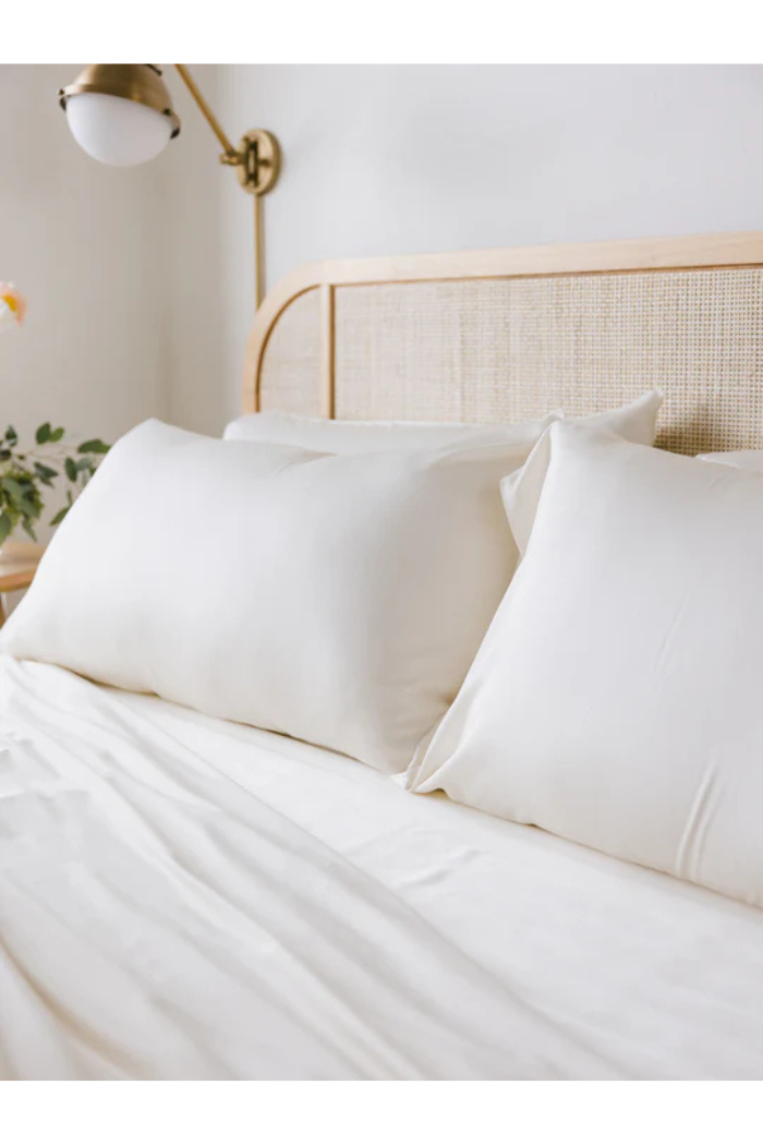 Bamboo Pillowcases | Cozy Earth