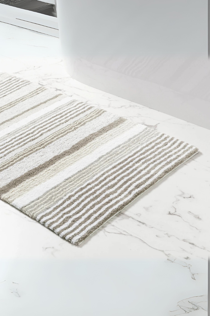 Gradation Stripe Bath Rug | Annie Selke