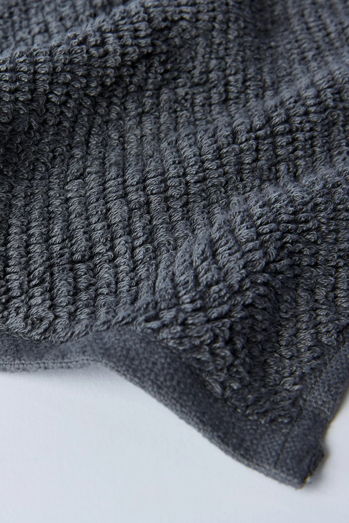 Air Weight Washcloth | Coyuchi