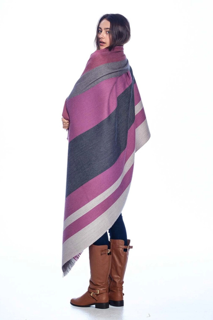 100% Baby Alpaca Throw — Sangria reversible