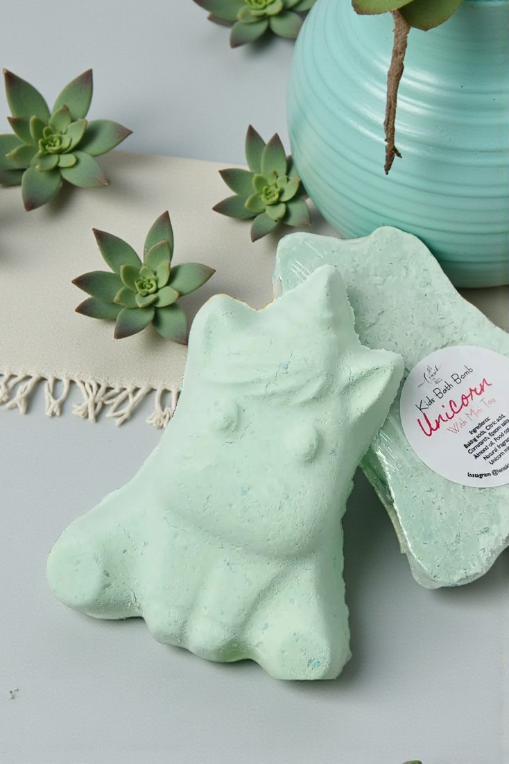 Magic Unicorn Bath Bomb — alt 2