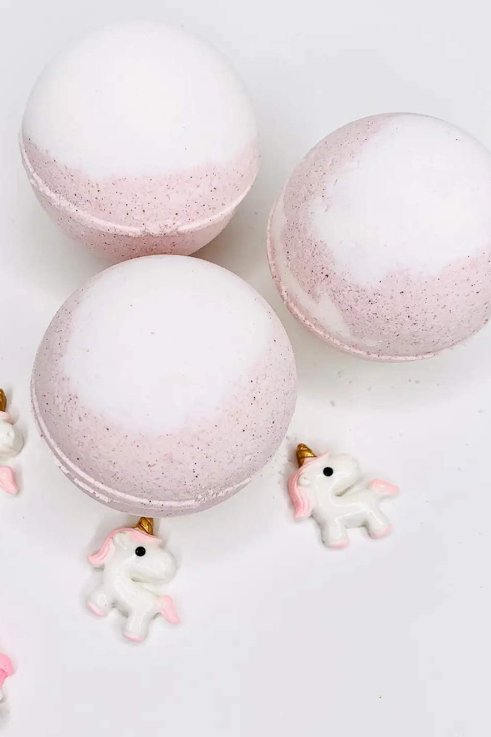 Kids Surprise Bath Bomb — alt 2