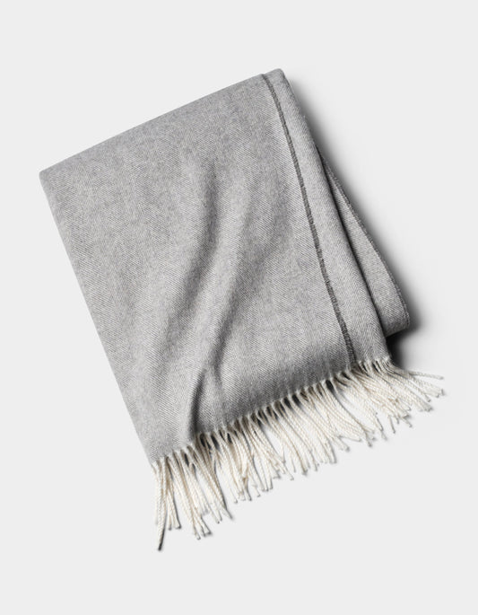 Bamboo herringbone tassel throw