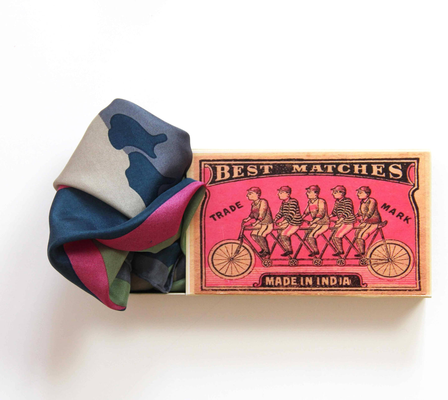 Vivaro Fuchsia Mini Silk Scarf | Les Belles Vagabondes