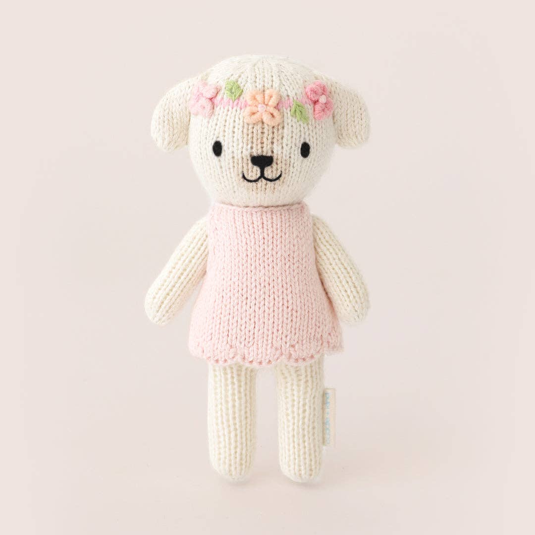 Charlotte the Dog | 6 in. | Cuddle + Kind