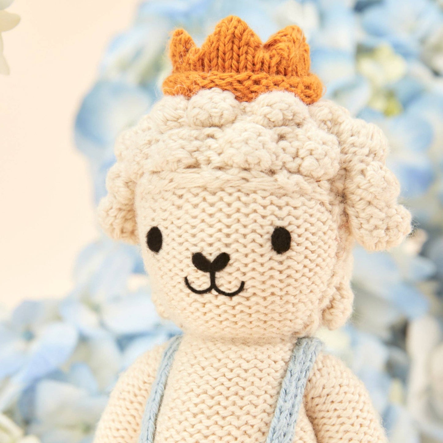 Sebastian the Lamb | 6 in. | Cuddle + Kind