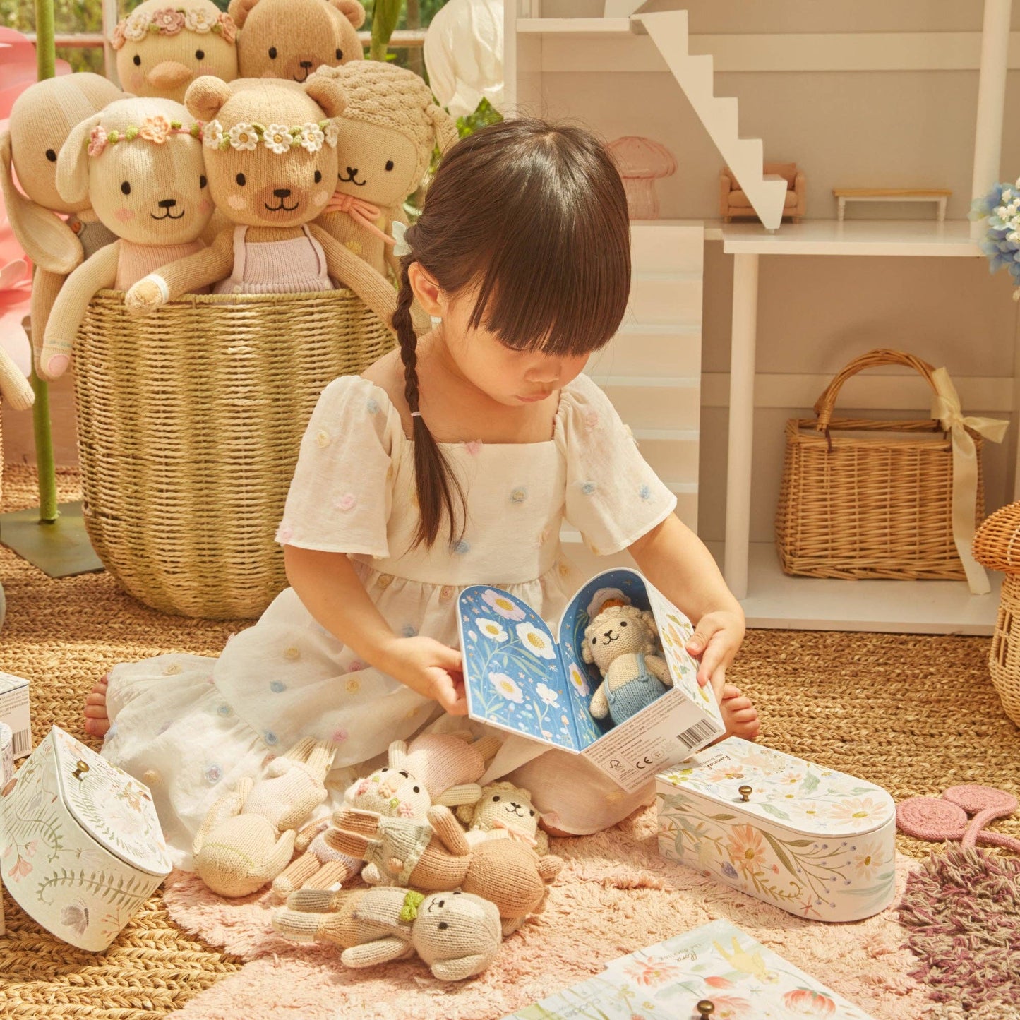Sebastian the Lamb | 6 in. | Cuddle + Kind