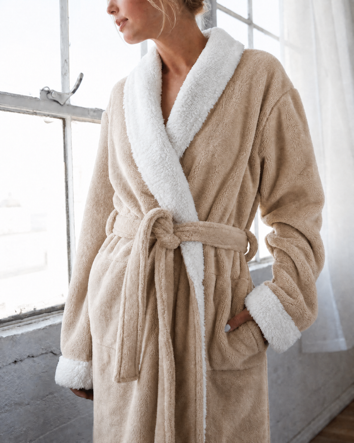 Cloud soft sherpa fleece robe