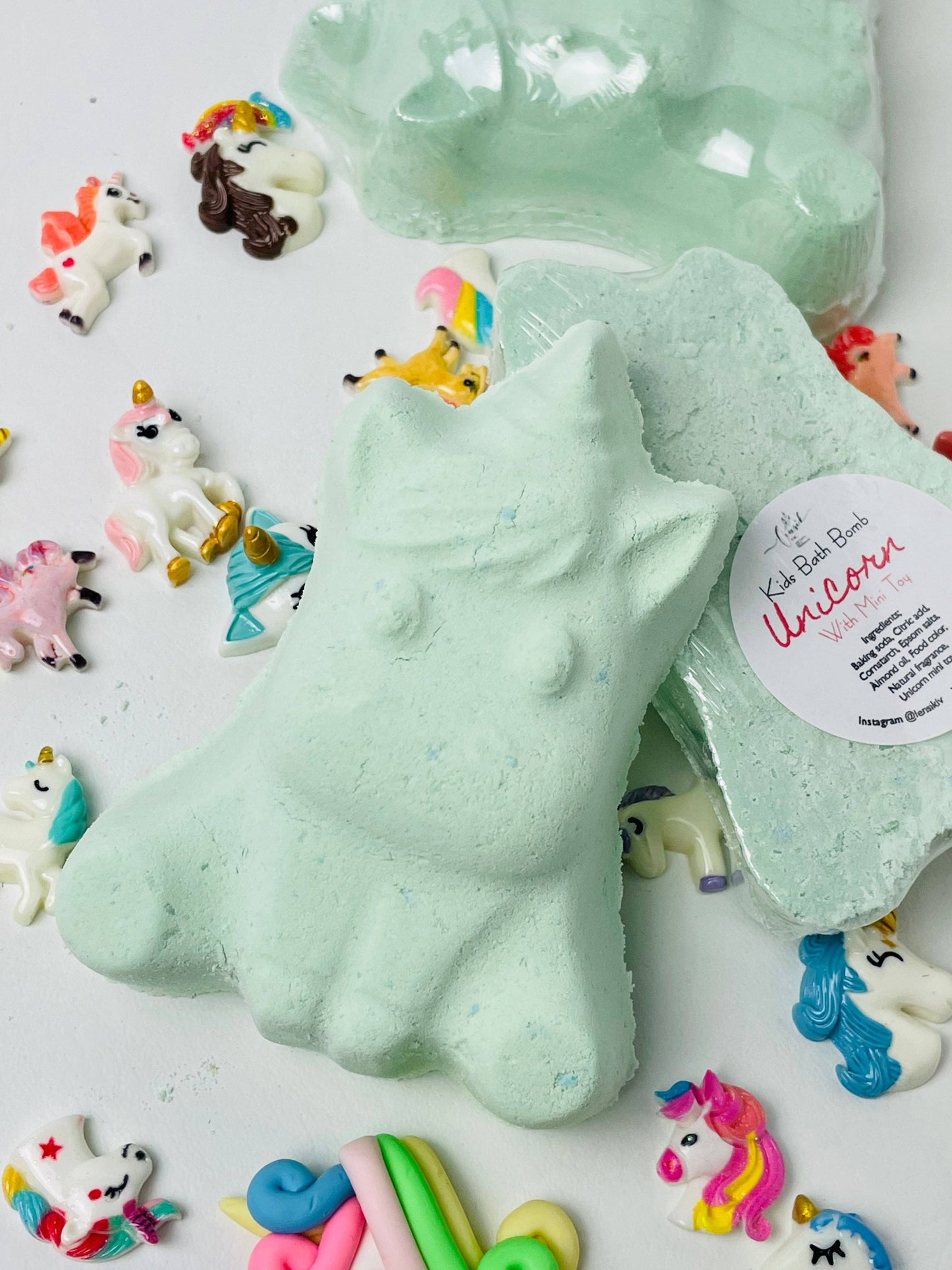 Magic Unicorn Bath Bomb with Surprise Toy
