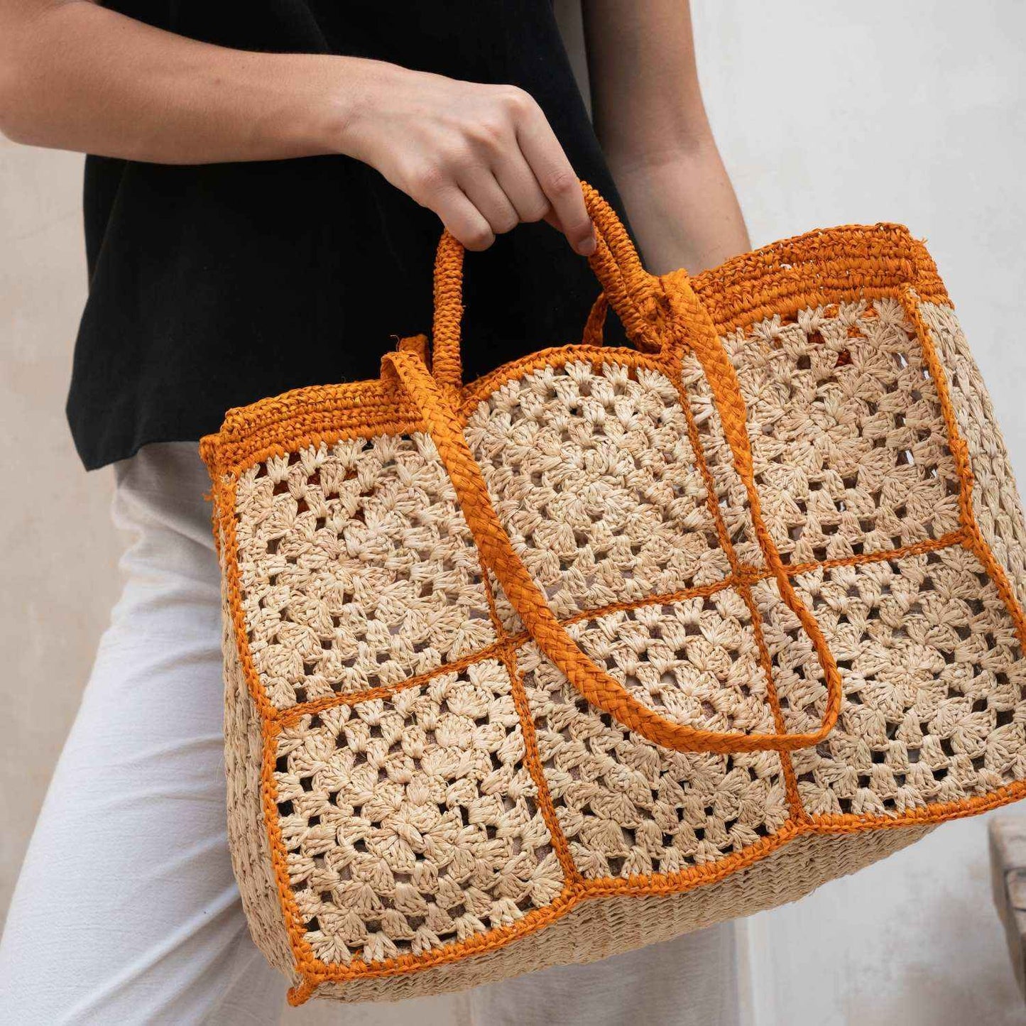 Carrey raffia tote bag
